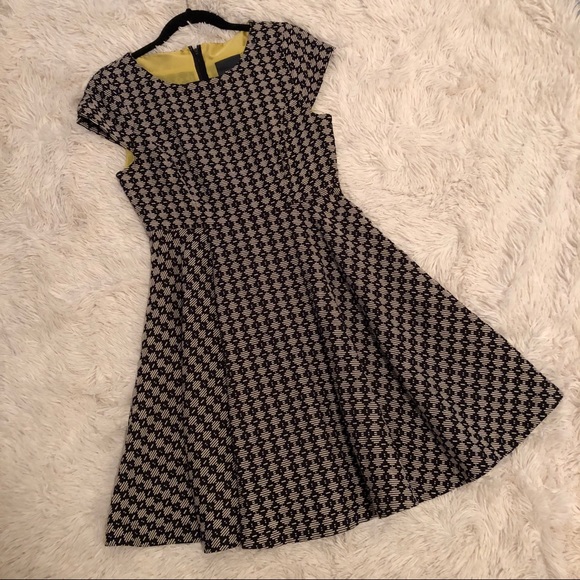 Anthropologie Dresses & Skirts - Anthropologie Maeve Dress